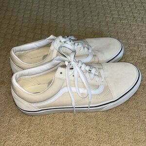 Vans Old Skool Shoe Women’s size 9.5 or Men’s size 8